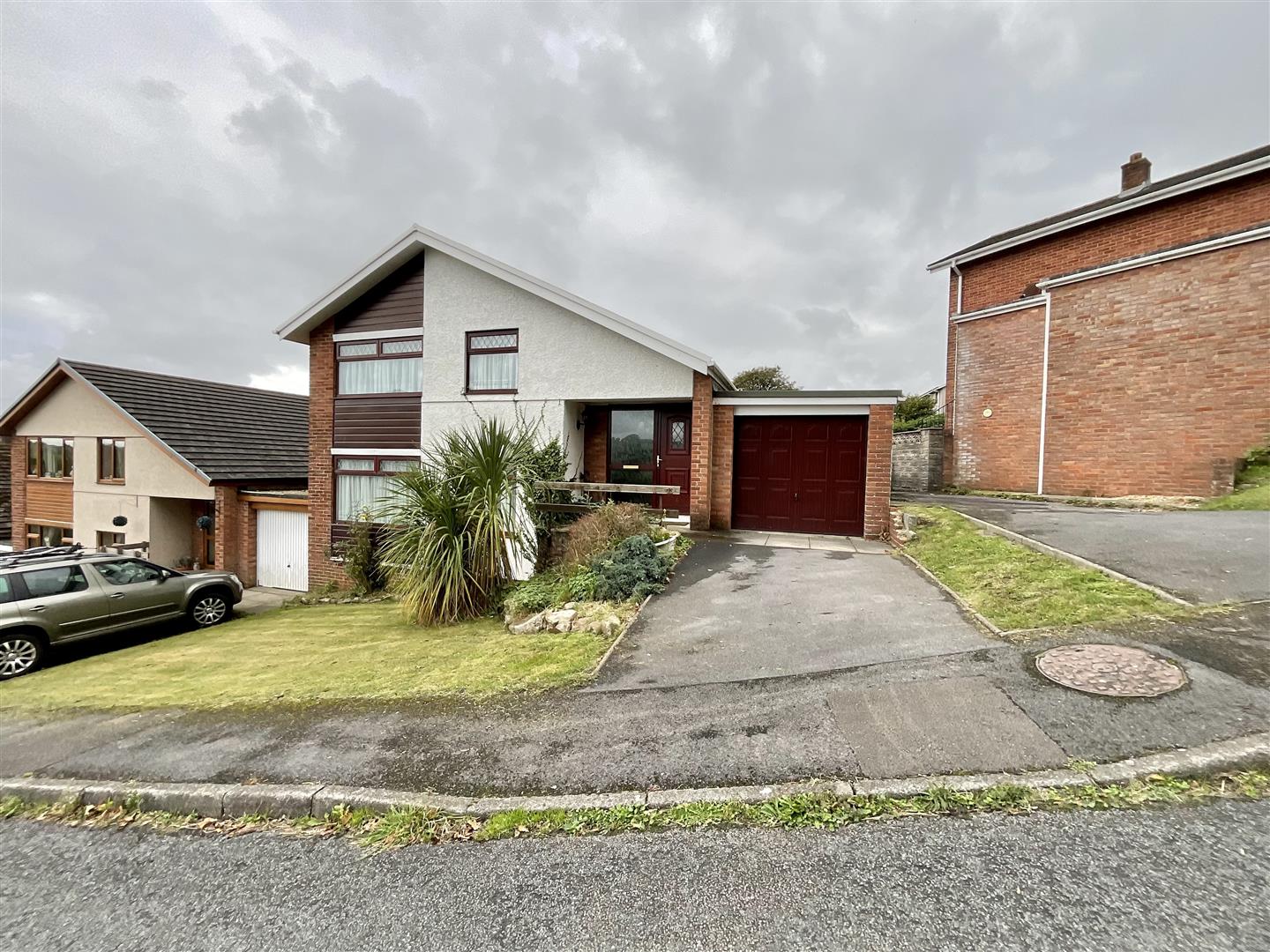 Pennant Road, Swiss Valley, Llanelli, SA14 8ER Property for Sale Willow Estates of Llanelli